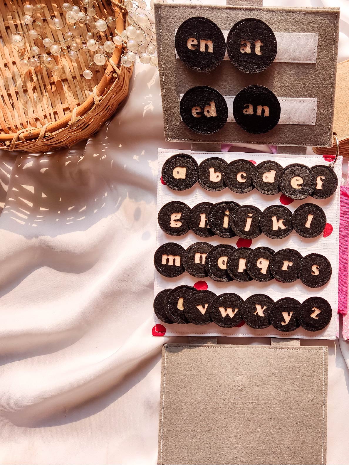 CVC words Booklet Toys