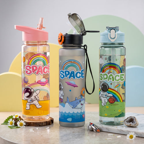 🚀 Kids Space Astronaut Water Bottle 800ml – Leakproof Sipper with Straw 🥤