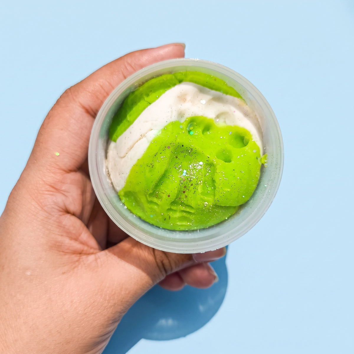 Magic Doh 100g Tubs – 7 Scented Colors + Surprise Toy 🎁